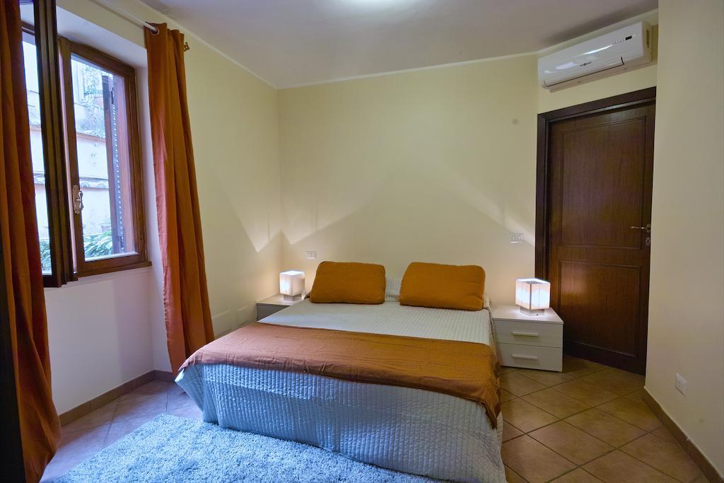Appartement Cortile House à Rome Chambre photo