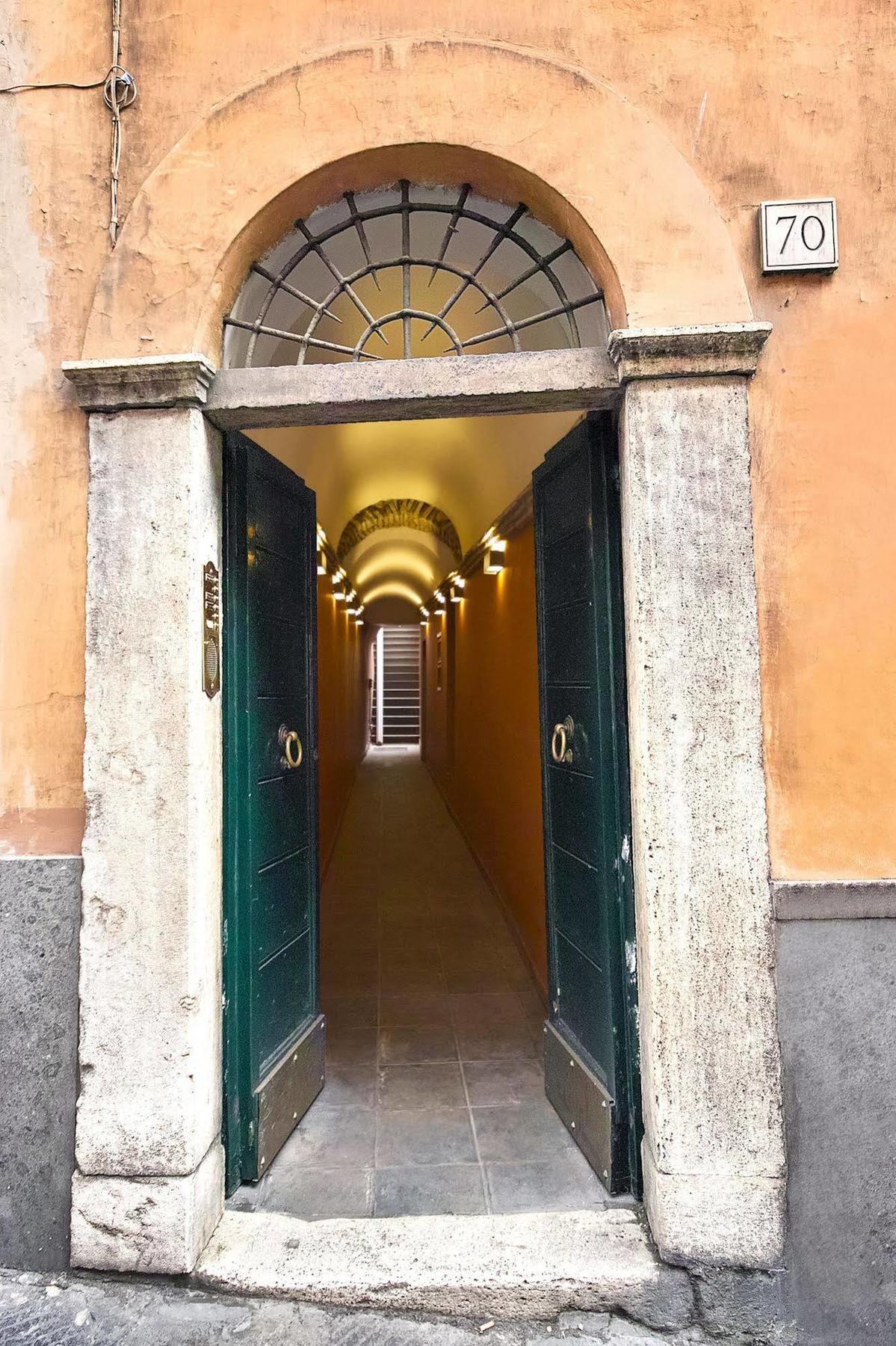 Appartement Cortile House à Rome Extérieur photo